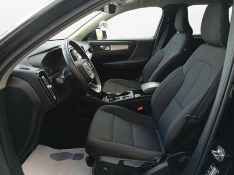 Volvo XC40 1.5 T4 Twin Recharge R-Design Exp Auto