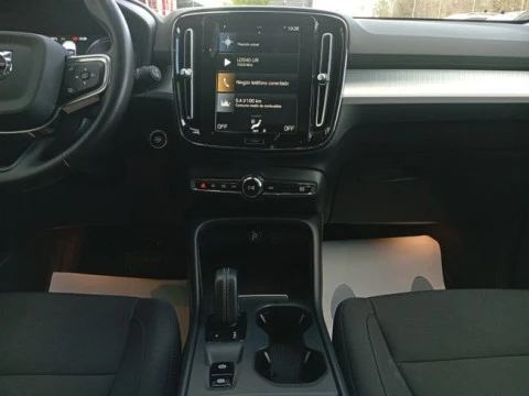 Volvo XC40 1.5 T4 Twin Recharge R-Design Exp Auto