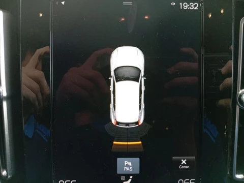 Volvo XC40 1.5 T4 Twin Recharge R-Design Exp Auto