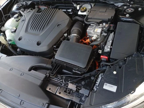 Volvo XC40 1.5 T4 Twin Recharge R-Design Exp Auto