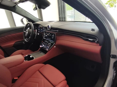 Maserati Grecale Modena