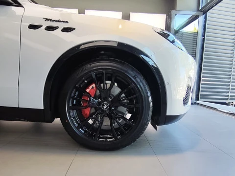 Maserati Grecale Modena