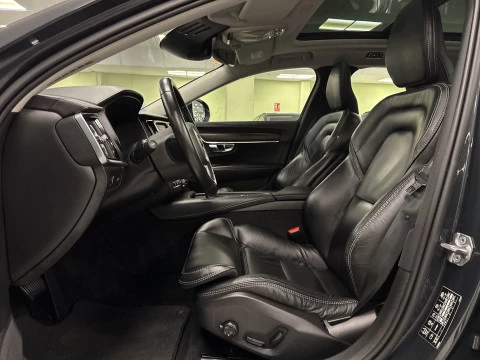 Volvo V90 Cross Country D4 Pro AWD Auto 140 kW (190 CV)