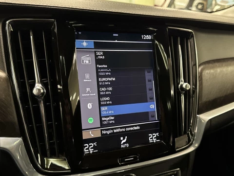 Volvo V90 Cross Country D4 Pro AWD Auto 140 kW (190 CV)