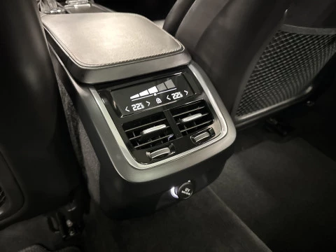 Volvo V90 Cross Country D4 Pro AWD Auto 140 kW (190 CV)