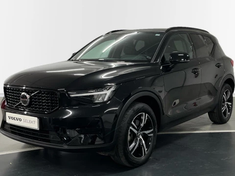 Volvo XC40 XC40 Plus, B3 Mild Hybrid, Gasolina, Dark