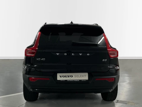 Volvo XC40 XC40 Plus, B3 Mild Hybrid, Gasolina, Dark