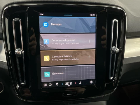 Volvo XC40 XC40 Plus, B3 Mild Hybrid, Gasolina, Dark