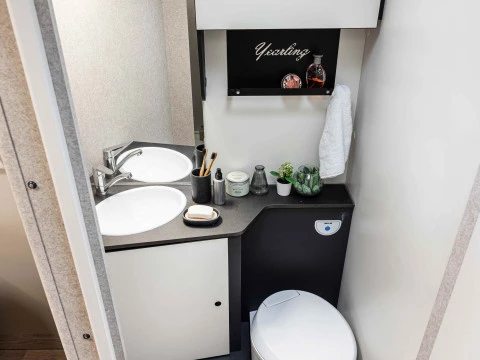 MCLOUIS YEARLING YEARLING 81