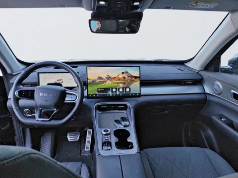 EBRO S800 1.6 TGDI Luxury 7 DCT