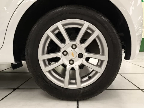 Chevrolet Aveo 1.4 LTZ 74 kW (100 CV)