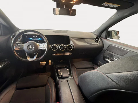 Mercedes-Benz GLA GLA 200 D