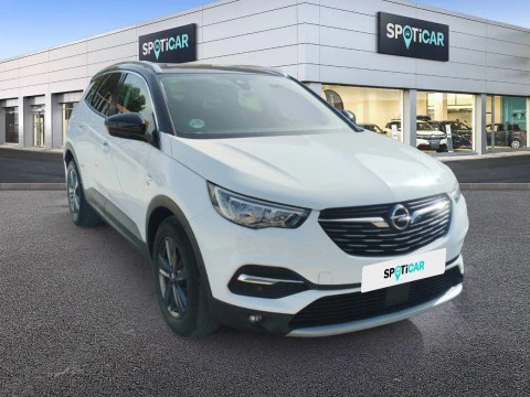 Opel Grandland X 1.2 Turbo Opel 2020