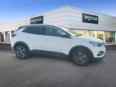 Opel Grandland X 1.2 Turbo Opel 2020