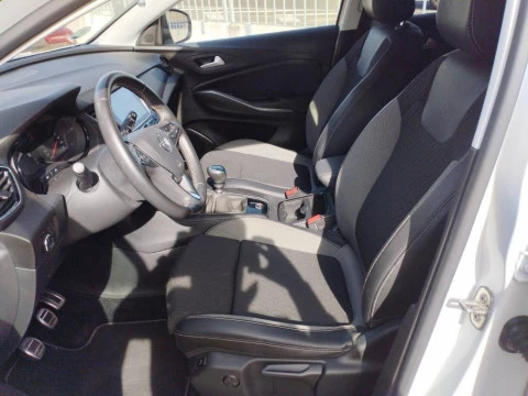 Opel Grandland X 1.2 Turbo Opel 2020