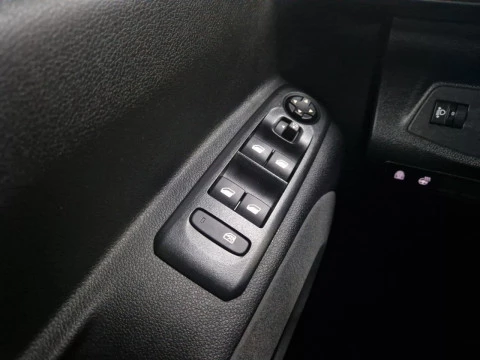 Peugeot Rifter Allure BlueHDi 100 S&S 6 Vel. MAN Long