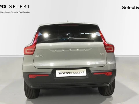 Volvo XC40 XC40 PLUS B3 MILD HYBRID GASOLINA