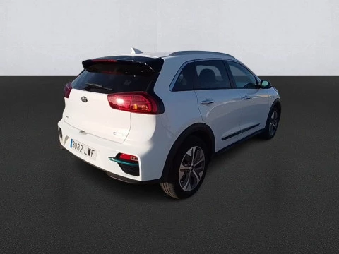 Kia e-Niro e-Niro 150kW Emotion (Long Range)