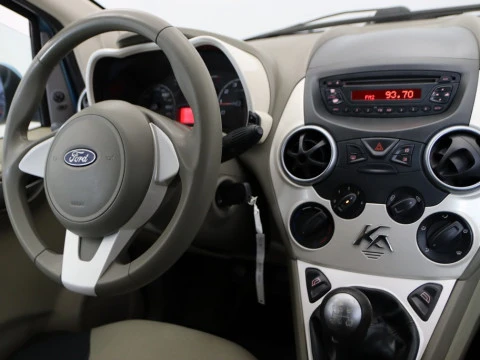Ford KA 1.2 TITANIUM 3P
