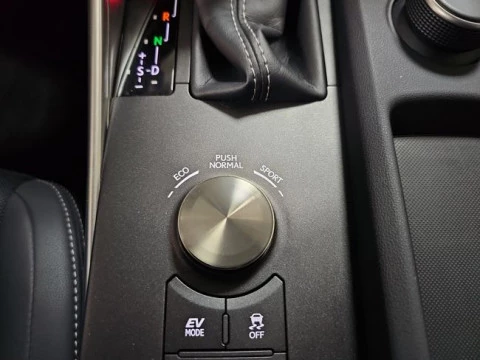 Lexus IS 2.5 300h Business