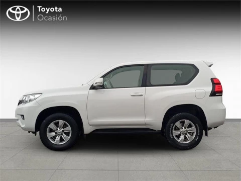 Toyota Land Cruiser 3P VX 2.8D 204 T/M 6v (4x4)