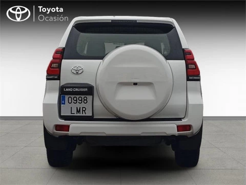 Toyota Land Cruiser 3P VX 2.8D 204 T/M 6v (4x4)