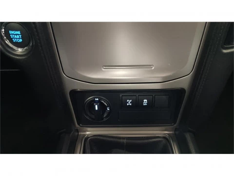 Toyota Land Cruiser 3P VX 2.8D 204 T/M 6v (4x4)