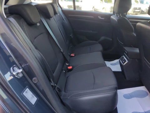 Renault Megane S.T. Business E-TECH Híbrido ench. 117kW