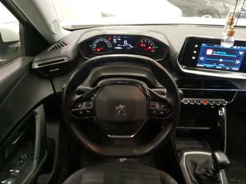 Peugeot 2008 Active BlueHDI 81kW (110CV)