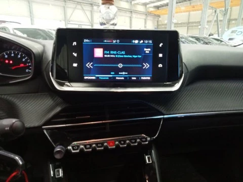 Peugeot 2008 Active BlueHDI 81kW (110CV)