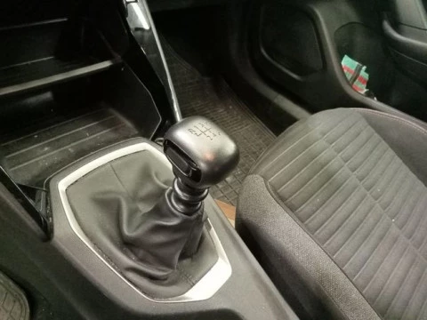 Peugeot 2008 Active BlueHDI 81kW (110CV)