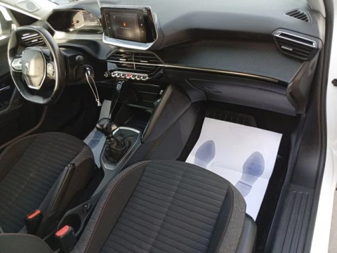 Peugeot 2008 Active BlueHDI 81kW (110CV)