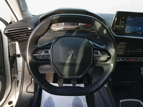 Peugeot 2008 Active BlueHDI 81kW (110CV)