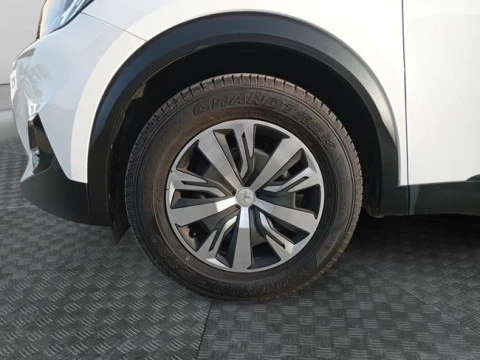 Peugeot 2008 Active BlueHDI 81kW (110CV)