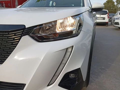 Peugeot 2008 Active BlueHDI 81kW (110CV)