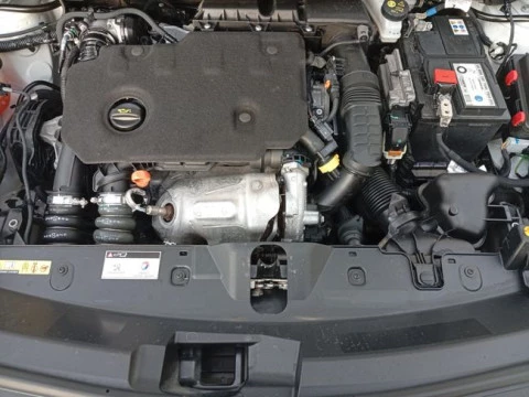 Peugeot 2008 Active BlueHDI 81kW (110CV)