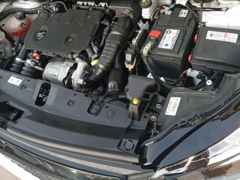 Peugeot 2008 Active BlueHDI 81kW (110CV)