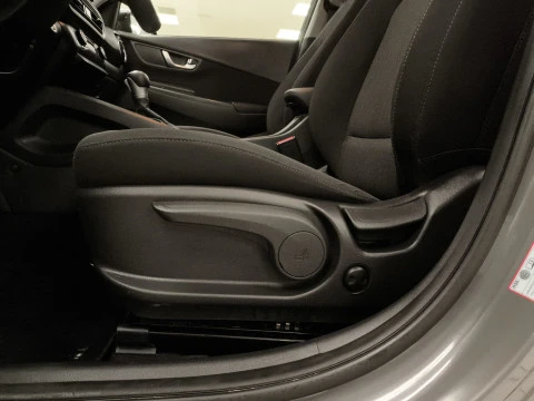 Hyundai Kona 1.6 GDI HEV Tecno 2C DCT 104 kW (141 CV)