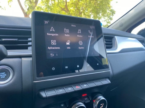 Renault Captur zen fast track E-Tech PHEV 117kW