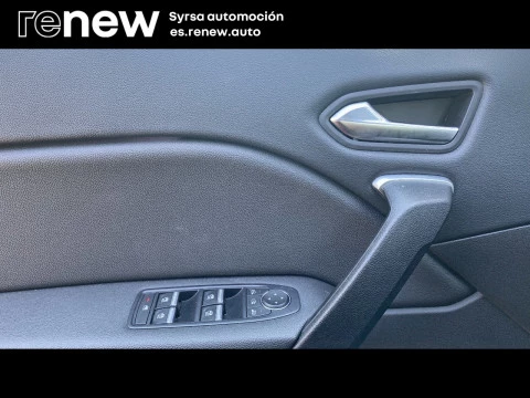 Renault Captur zen fast track E-Tech PHEV 117kW