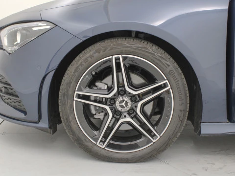Mercedes-Benz CLA CLA 180