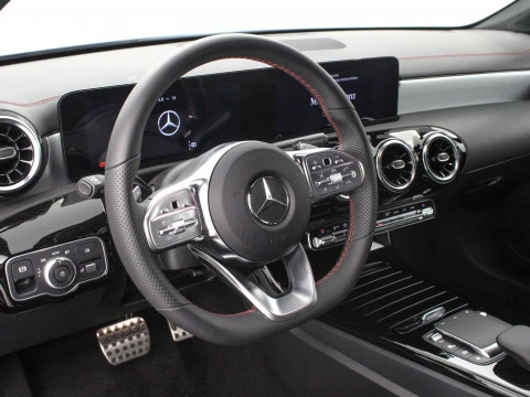 Mercedes-Benz CLA CLA 180