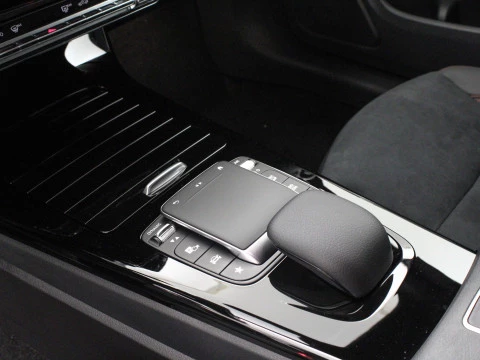 Mercedes-Benz CLA CLA 180