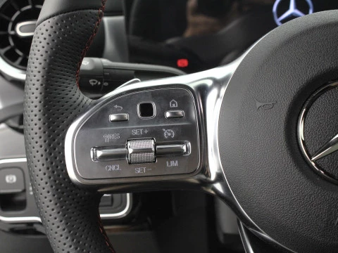 Mercedes-Benz CLA CLA 180