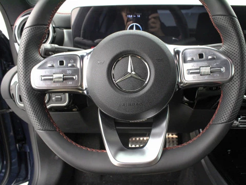 Mercedes-Benz CLA CLA 180