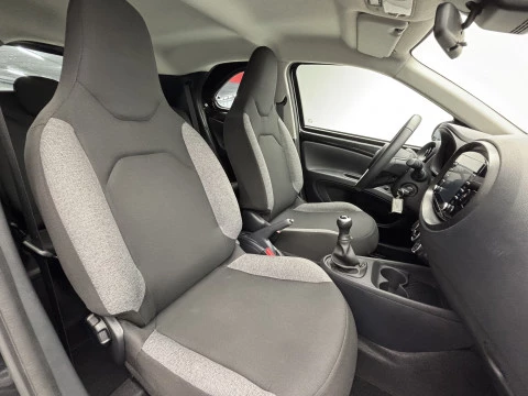 Toyota Aygo X Cross 1.0 VVT-I 72CV Play