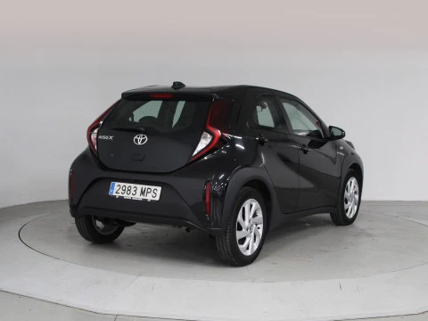 Toyota Aygo X Cross 1.0 VVT-I 72CV Play