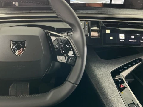 Peugeot 3008 Hybrid 1.2 107KW Allure eDCS6