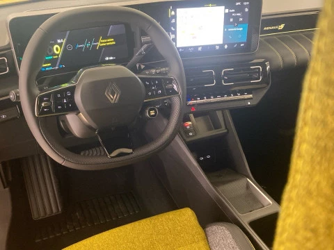 Renault R5 E-Tech RENAULT R5 Iconic cinq autonomia confort 110 kW