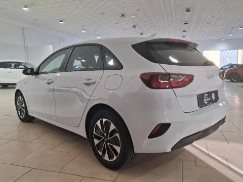 Kia Ceed 1.0 T-GDI 74KW CONCEPT 5P